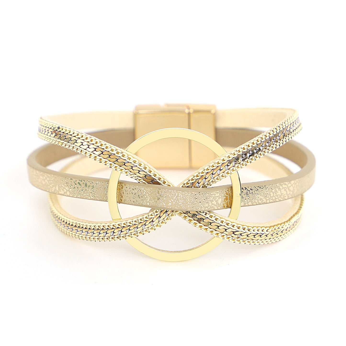 bracelets en cuir croix couleur or torsadée cercle doré nœud papillon bijoux de charme fait à la main Summer Chic accessoires féminins tendance estivale bracelets multicouches collection Summer chic de la boutique Petites Aventures