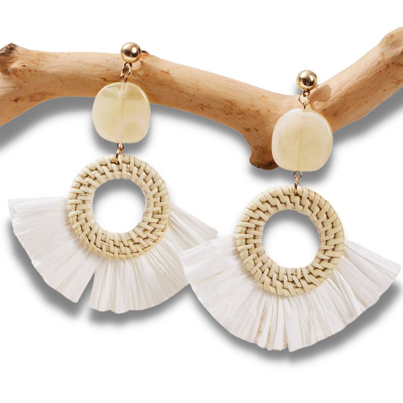 Boucle d'oreille collection Summer chic Petites Aventures - boucles d'oreilles, raphia, coquillage, fait main, bohème, ethnique, géométrique, rond, goutte d'eau, bois, bijoux