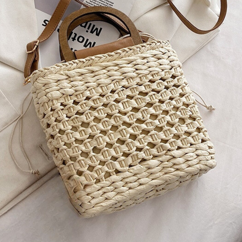 Sac de Couleur Beige Sac à main en paille Sac de plage pour femme Accessoires de plage Sacs à main tendance Sacs d'été Sacs de vacances collection Summer chic de la boutique Petites Aventures