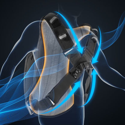 Sac à dos noir de randonnée ergonomique avec système d'hydratation intégré, idéal pour les activités en plein air et les aventures en montagne. collection Montagne & Randonnée de la boutique Petites Aventures Mise en avant de l'ergonomie