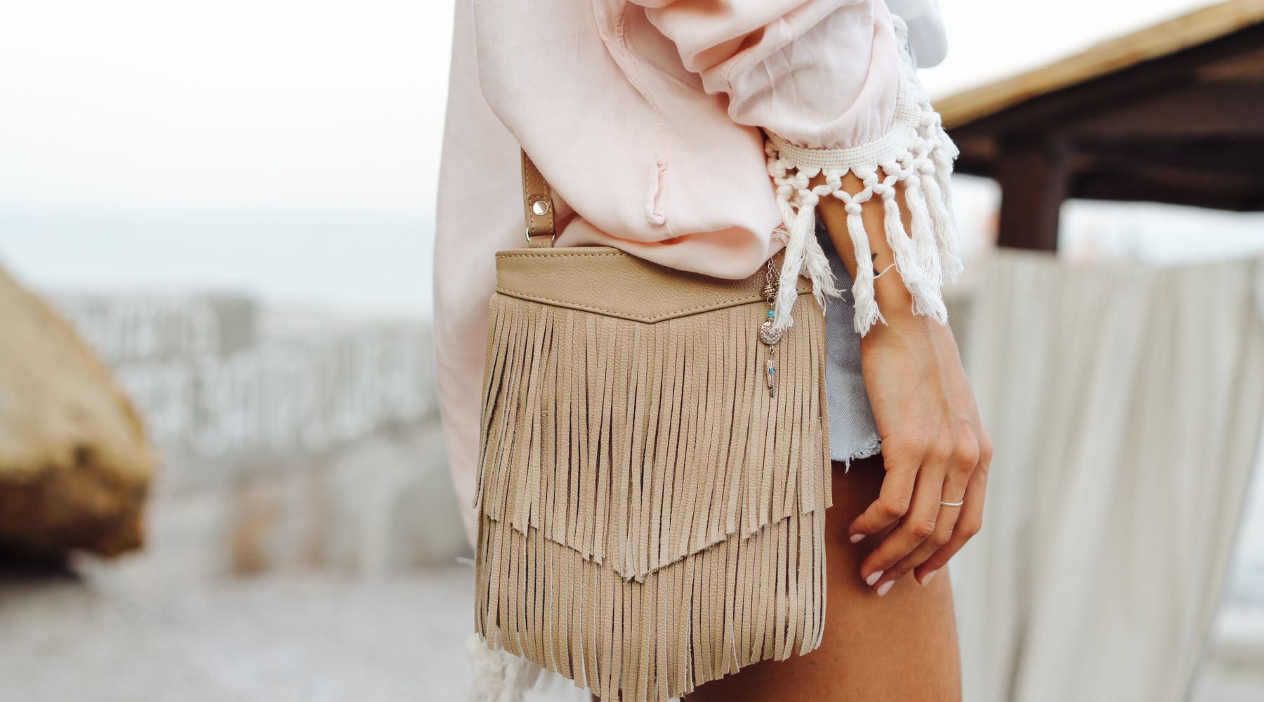 Vêtements et Accessoires :Sacs à main, portefeuilles, étuis