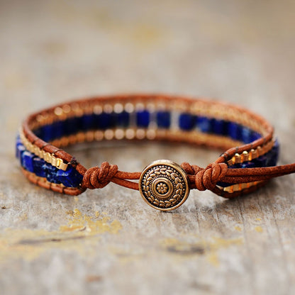 Model bleu Bracelet en pierre Bracelet tissé à la main Bracelet bohème Bracelet en pierre semi-précieuse Bracelet en pierre turquoise Bracelet style ethnique Bracelet en alliage de zinc Bracelet en chaîne Bijoux pour femmes Accessoire de mode bohème. collection Summer Chic de la boutique Petites Aventures