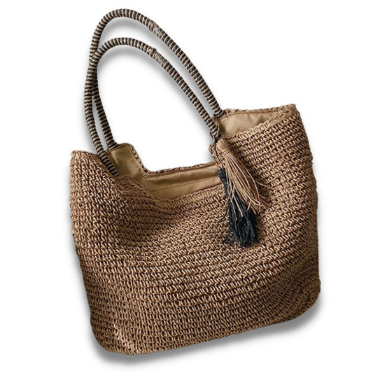 Sac de plage en paille Fourre-tout pour femmes Sacs d'été Accessoires de mode Sacs à main en paille Grand sac de plage Sacs à pompons Sacs de plage pour femmes Tendance plage Sacs de vacances collection Summer chic de la boutique Petites Aventures